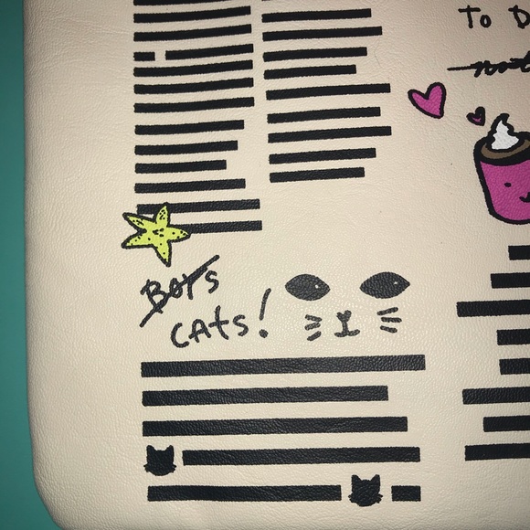 Betsey Johnson Pouch NYC Newspaper Print Pink - Picture 7 of 13